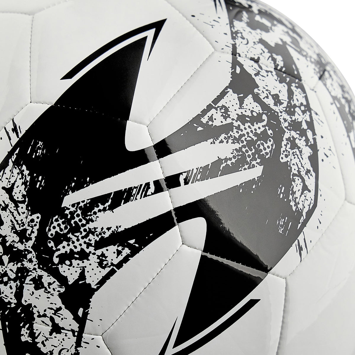 DEGREE XI Training Football (12 Pack) FREE JOURNEY BALL BAG